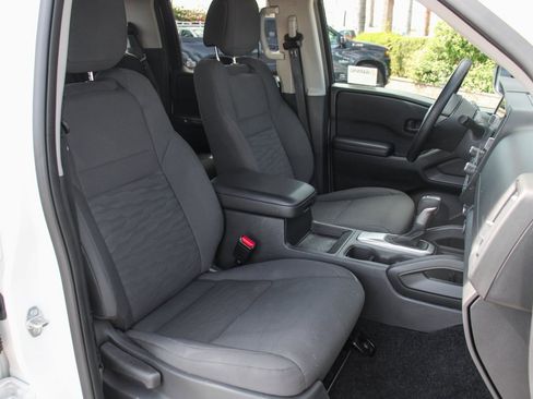 Used 2025 Nissan Frontier S w/ S Utility Package image 35