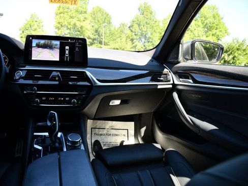 Used 2023 BMW M550i xDrive AWD/4WD image 21