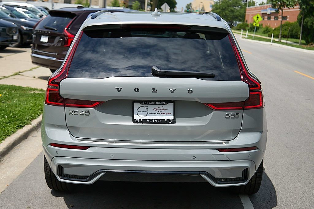 New 2026 Volvo XC60 B5 Ultra w/ Climate Package AWD/4WD image 8