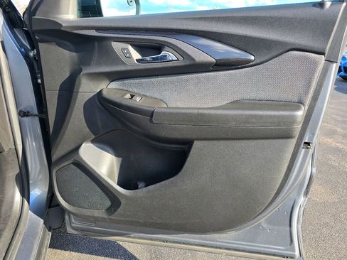 Used 2022 Chevrolet TrailBlazer LT FWD image 32