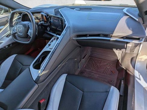 Used 2023 Chevrolet Corvette Stingray Preferred Cpe w/ Z51 Performance Package RWD image 17