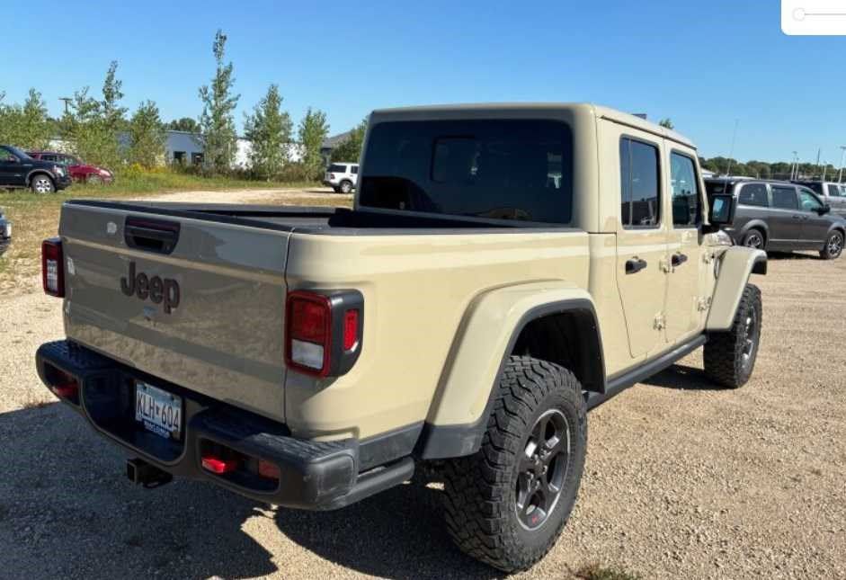 Used 2022 Jeep Gladiator Rubicon w/ Cold Weather Group AWD/4WD image 3