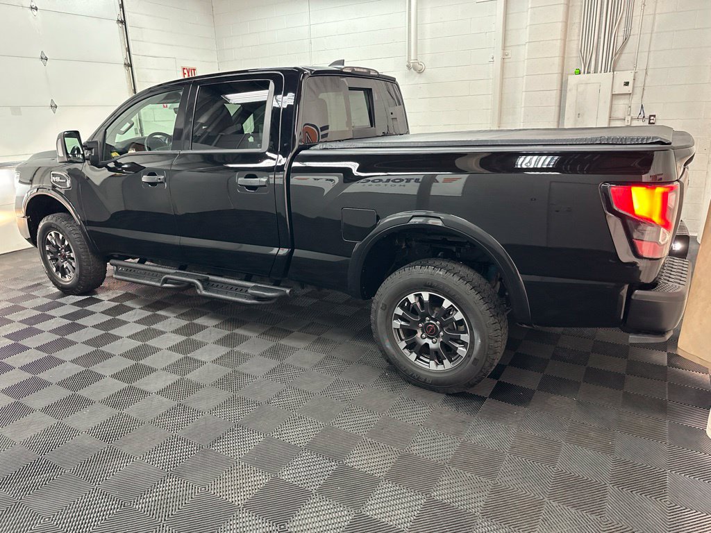 Used 2024 Nissan Titan PRO-4X w/ Pro-4x Convenience Package AWD/4WD image 6