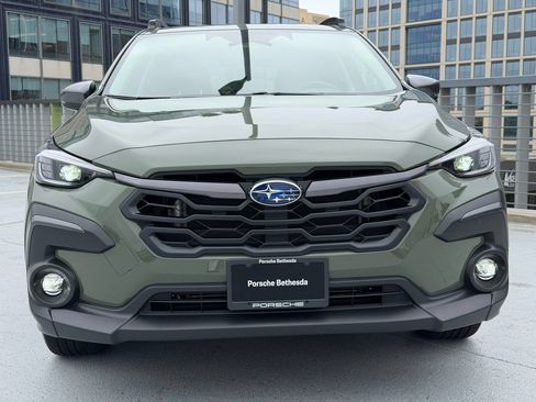 Used 2024 Subaru Crosstrek 2.5i Limited w/ Popular Package #3A AWD/4WD image 6