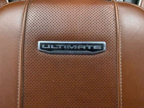 Used 2024 GMC Sierra 2500 Denali Ultimate image 12