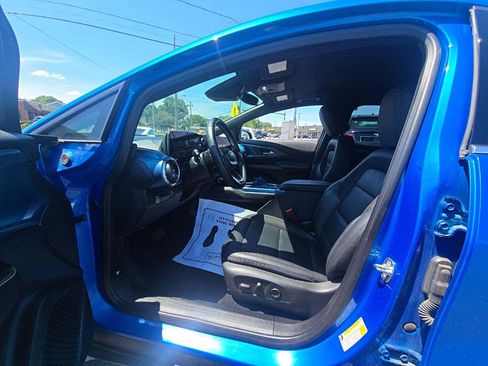 Used 2024 Chevrolet Equinox EV LT w/ LPO, Active Package FWD image 5