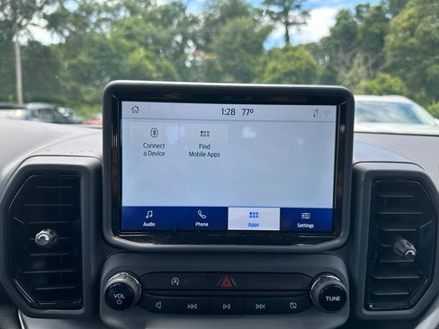 Used 2022 Ford Bronco Sport image 12