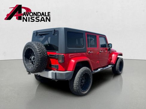 Used 2014 Jeep Wrangler Unlimited Sahara w/ Connectivity Group AWD/4WD image 3