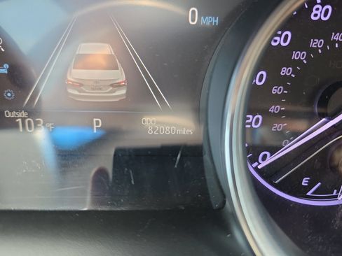 Used 2018 Toyota Camry XLE FWD image 27