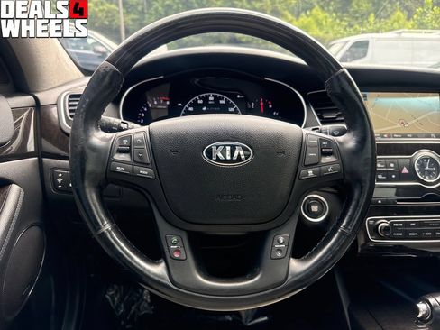 Used 2014 Kia Cadenza Limited FWD image 23