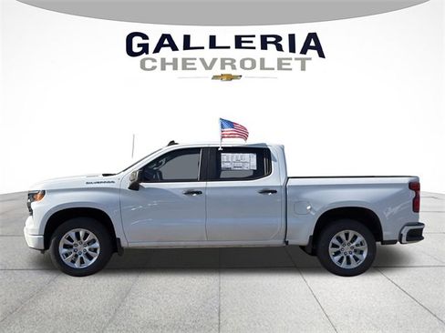 New 2026 Chevrolet Silverado 1500 Custom image 4