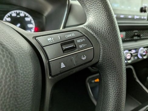 Used 2023 Honda CR-V EX image 7