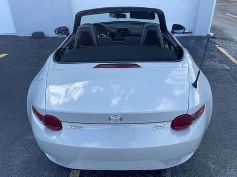Used 2016 MAZDA MX-5 Miata Sport image 36