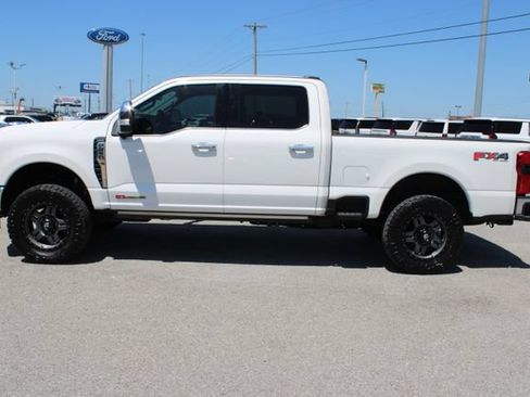 Used 2025 Ford F250 Lariat w/ Lariat Ultimate Package AWD/4WD image 9