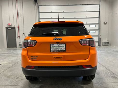 New 2026 Jeep Compass Latitude image 7