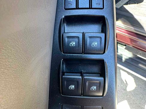 Used 2017 GMC Yukon Denali AWD/4WD image 24