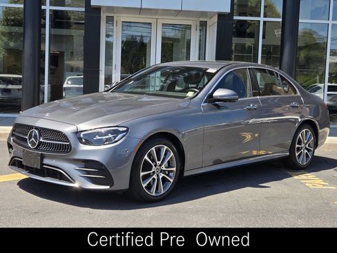 Certified 2022 Mercedes-Benz E 450 4MATIC Sedan image 4