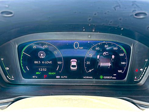 Used 2024 Honda Accord Sport image 27