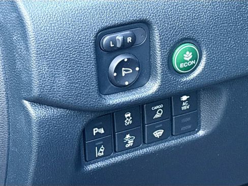 Used 2023 Honda Ridgeline RTL-E image 10