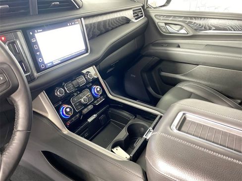Used 2023 GMC Yukon Denali image 21