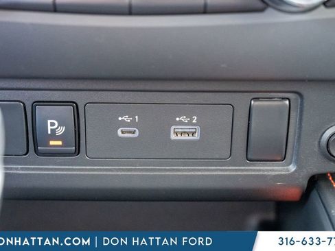 Used 2025 Nissan Frontier PRO-4X AWD/4WD image 12