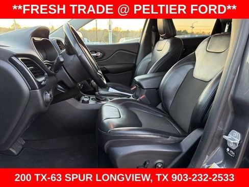 Used 2021 Jeep Cherokee Latitude Plus image 13