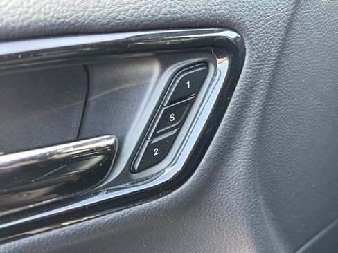 Used 2024 Dodge Durango GT image 24