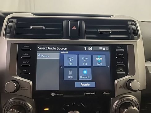 Used 2020 Toyota 4Runner SR5 Premium AWD/4WD image 32