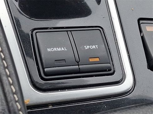 Used 2017 Nissan Maxima 3.5 SV image 25