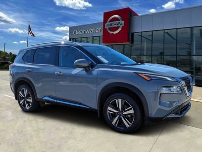 Used 2023 Nissan Rogue SL