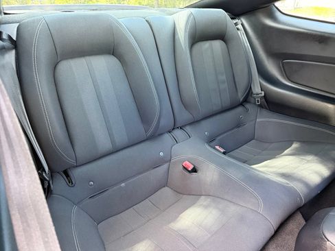 Used 2019 Ford Mustang GT w/ Equipment Group 301A RWD image 38