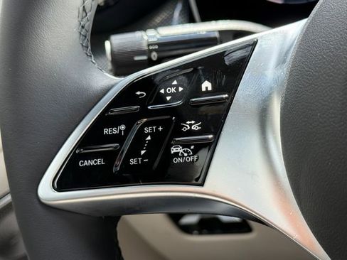 Certified 2025 Mercedes-Benz GLC 300 4MATIC image 19