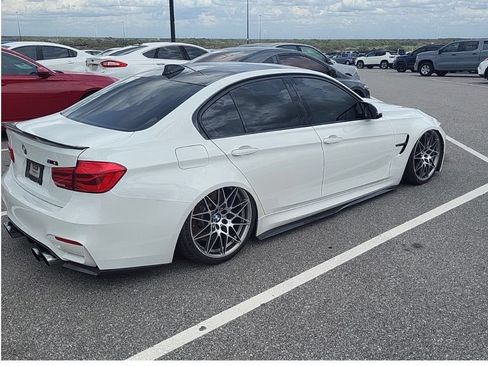 Used 2017 BMW M3 RWD image 2
