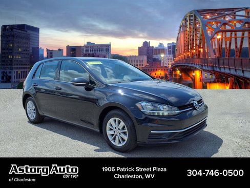Used 2018 Volkswagen Golf S FWD image 1