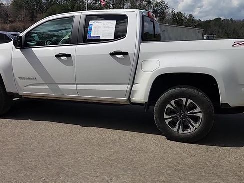 Used 2022 Chevrolet Colorado Z71 image 5