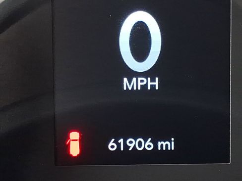 Used 2021 Jeep Wrangler Sport S image 24