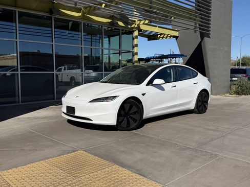 Used 2024 Tesla Model 3 Long Range image 1