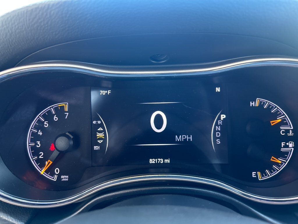 Used 2015 Jeep Grand Cherokee Limited AWD/4WD image 17