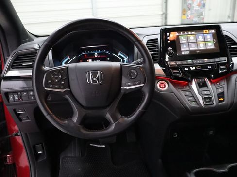 Used 2023 Honda Odyssey Sport image 18