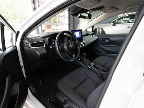 Used 2024 Toyota Corolla LE image 8