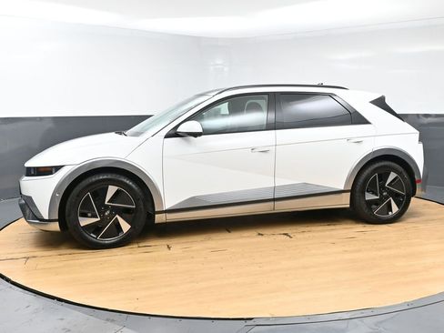 Used 2025 Hyundai Ioniq 5 Limited image 6