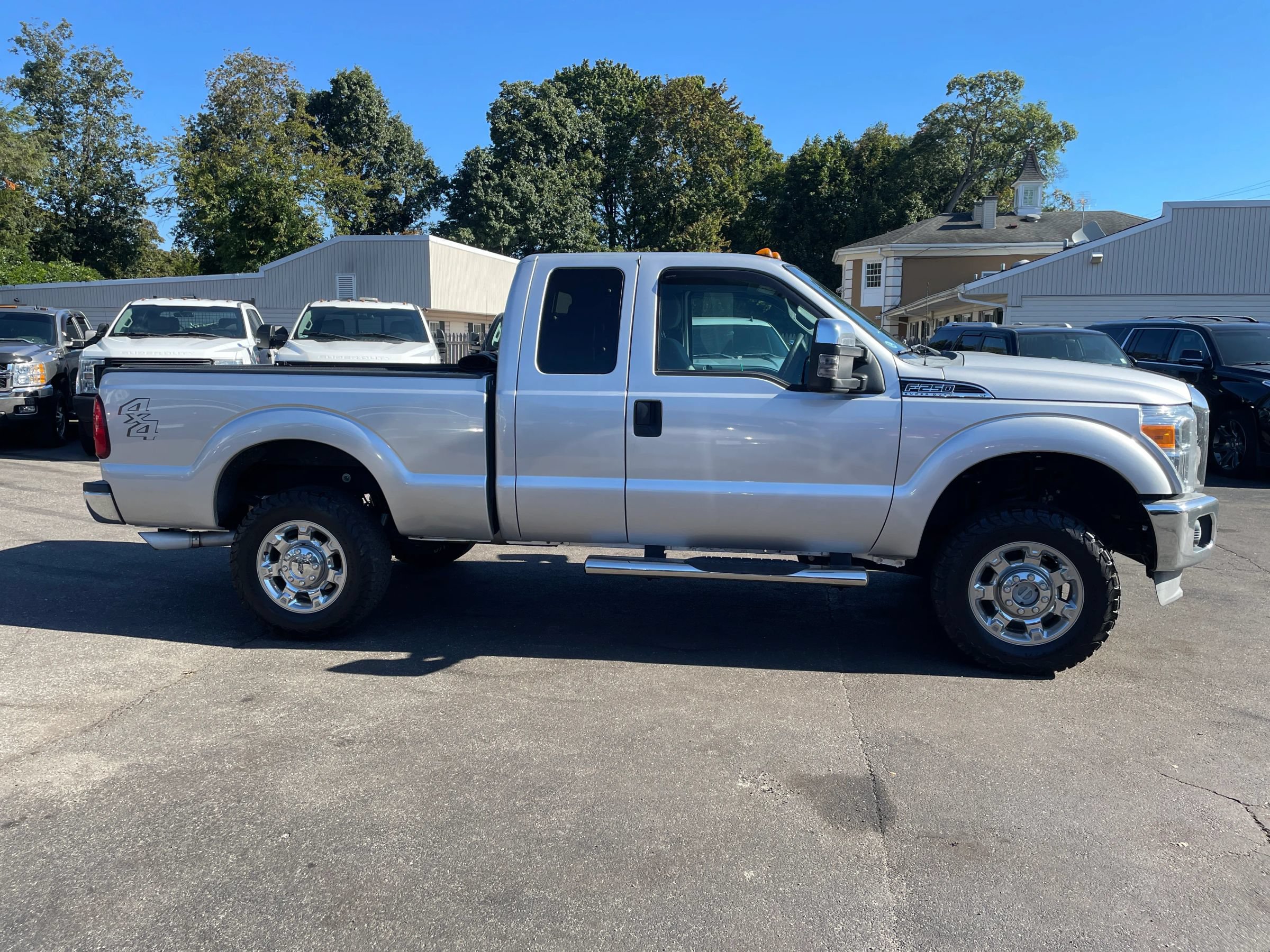 Used 2012 Ford F250 XLT w/ XLT Premium Pkg AWD/4WD image 6