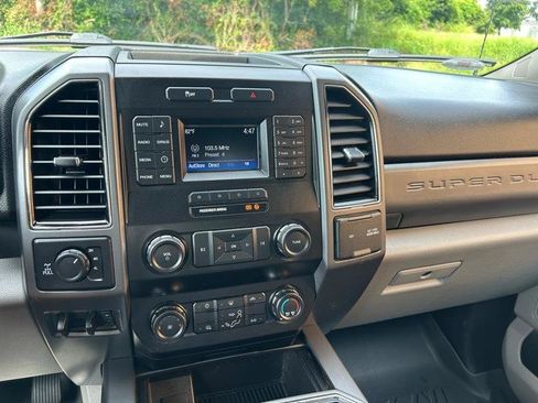Used 2019 Ford F250 XLT w/ XLT Value Package AWD/4WD image 18