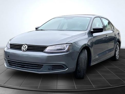 Used 2014 Volkswagen Jetta S FWD image 4