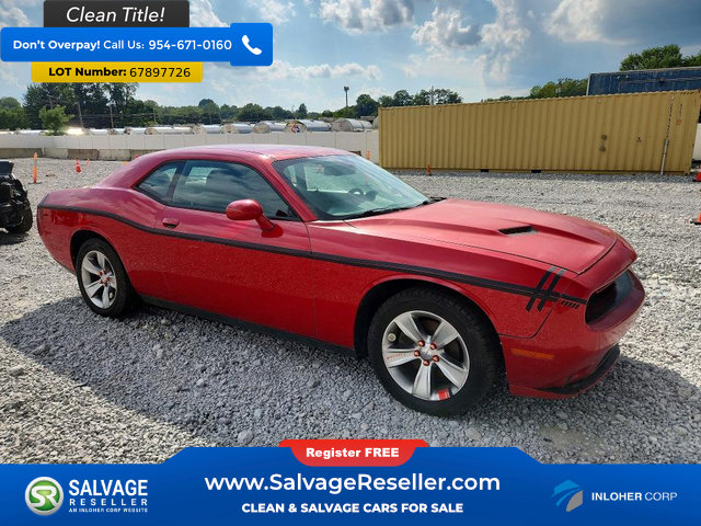 Used 2016 Dodge Challenger SXT RWD image 5