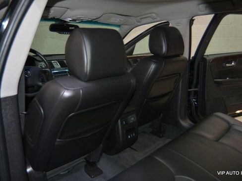 Used 2008 Cadillac DTS image 19