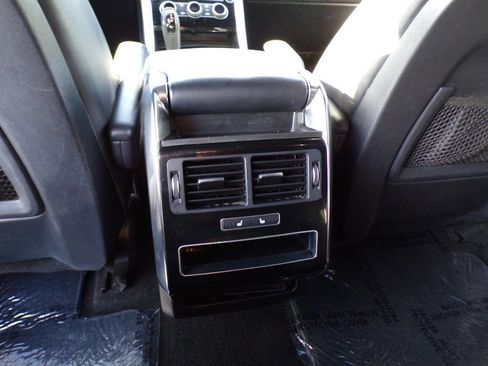 Used 2017 Land Rover Range Rover Sport HSE image 17