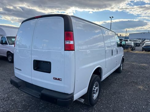 New 2024 GMC Savana 2500 Work Van w/ Driver Convenience Package image 5