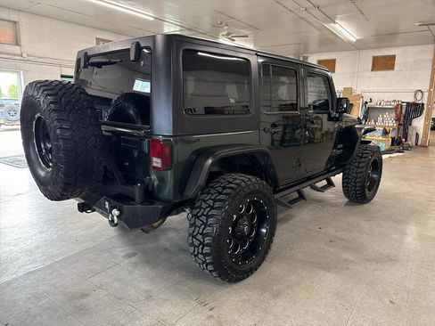 Used 2012 Jeep Wrangler Unlimited Sport AWD/4WD image 80