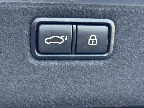 Used 2016 Hyundai Genesis 3.8 w/ Option Group 04 image 94